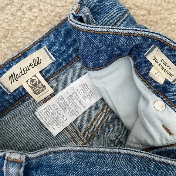 madewell - the curvy 90s straight jean high-rise fitted denim curve enhancing - Picture 7 of 7
